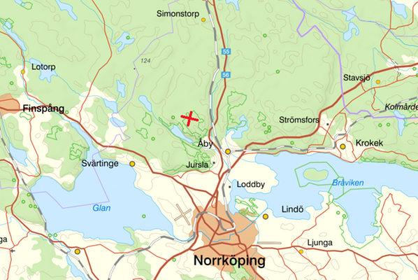 Bilden föreställer en karta över Norrköping med ett rött kryss vid Rödgölens naturreservat, norr om Åby
